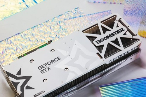 7势非凡!影驰 GeForce RTX 4070 Ti 星曜 OC首发开箱评测