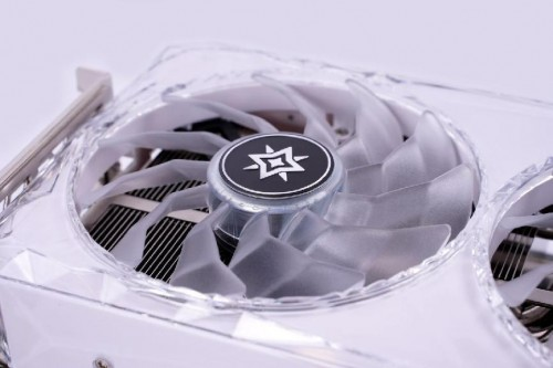 7势非凡!影驰 GeForce RTX 4070 Ti 星曜 OC首发开箱评测
