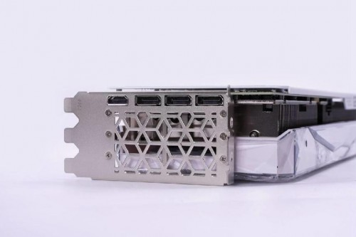 7势非凡!影驰 GeForce RTX 4070 Ti 星曜 OC首发开箱评测