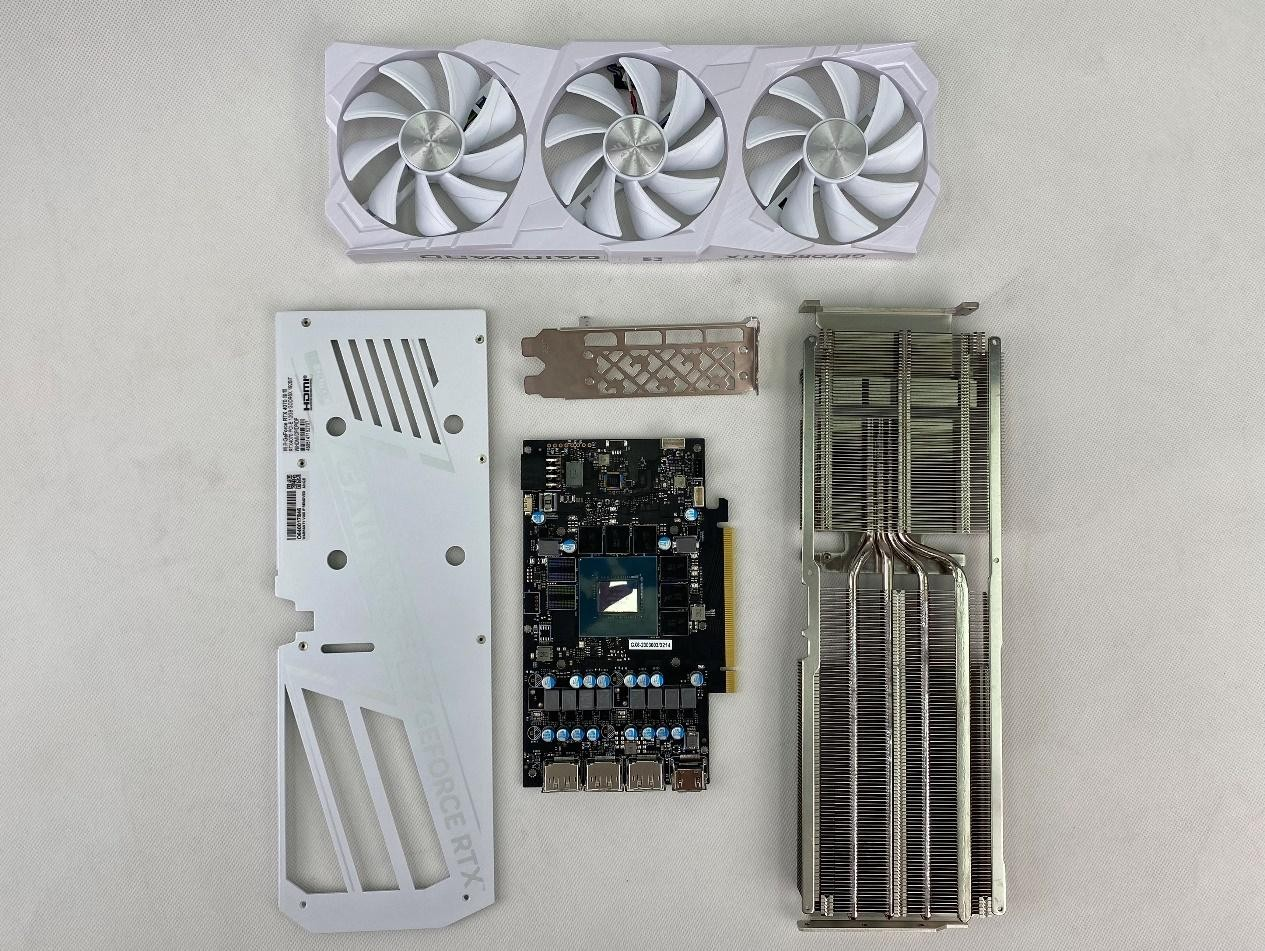 2K 100+FPS展现超凡性能!耕升 RTX 4070搭配DLSS 3实现流畅光追游戏体验
