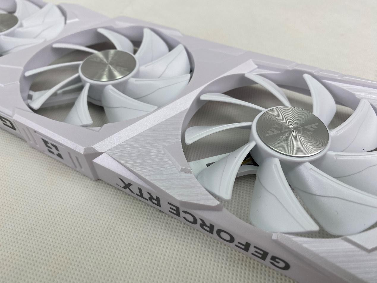 2K 100+FPS展现超凡性能!耕升 RTX 4070搭配DLSS 3实现流畅光追游戏体验