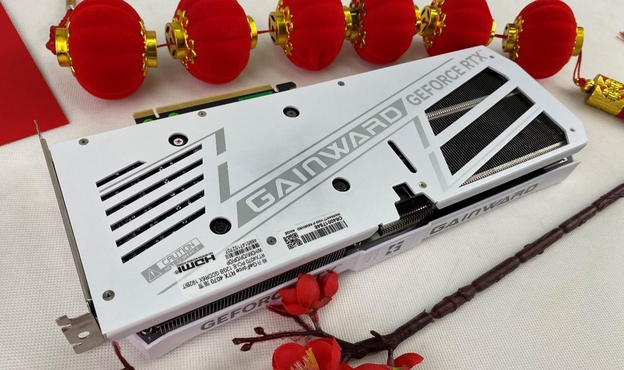 2K 100+FPS展现超凡性能!耕升 RTX 4070搭配DLSS 3实现流畅光追游戏体验