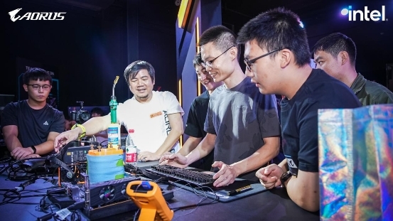 技嘉 AORUS DAY上海站,超频决胜力顺利达成