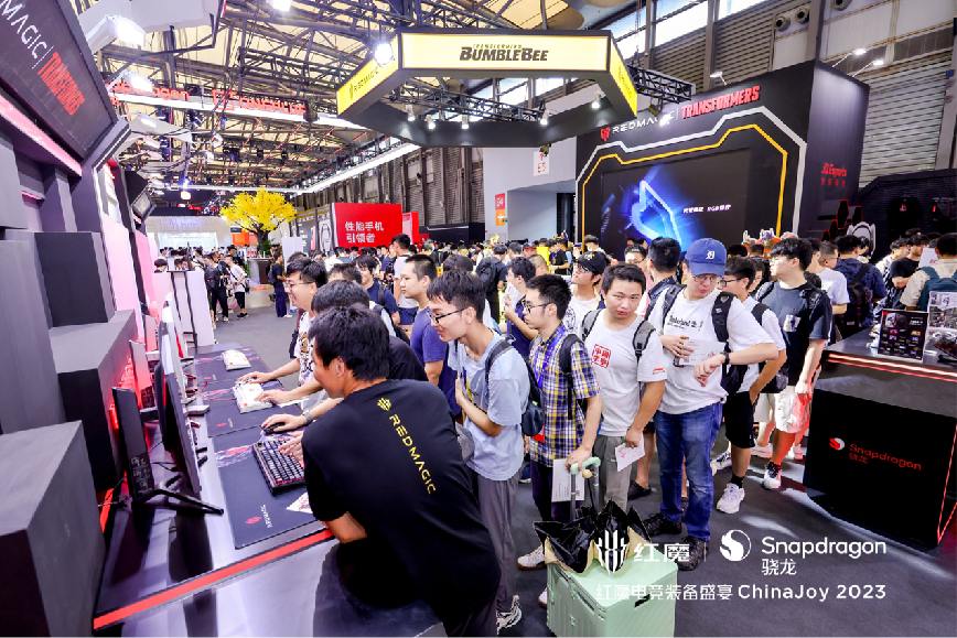 史上最全顶级电竞装备集体亮相,红魔携变形金刚空降 2023 ChinaJoy