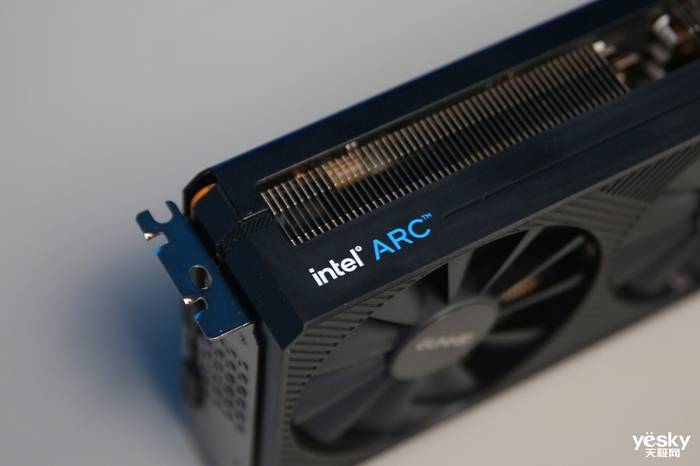 DX11游戏帧率最高翻6倍!英特尔Arc A770 Photon新驱动测评